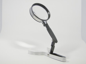 Tischlupe 18cm mit ausklappbarem Standfuss