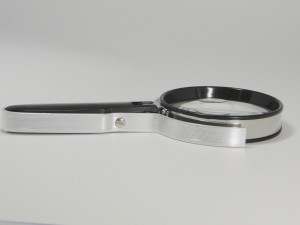 Tischlupe 18cm mit ausklappbarem Standfuss