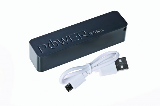 Powerbank schwarz mit 2600 mAh Akku und Micro USB Ladekabel